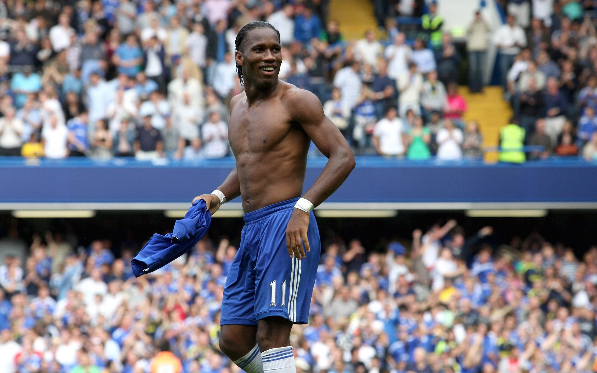 九游游戏中心官网-足球解说员培训计划全面展开，足球解说员需要做到哪几点